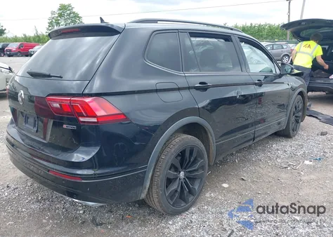 2021 Volkswagen Tiguan 2.0T Se/2.0T Se R-Line Black/2.0T Sel из США, поврежденный, VIN 3VV2B7AX4MM111887